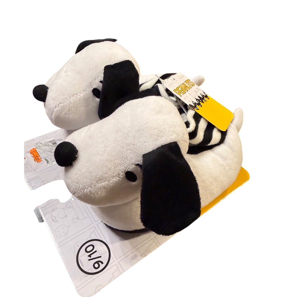 Peanuts Snoopy Kids Plush Slippers White Black 3D Character Size 9/10 NWT
